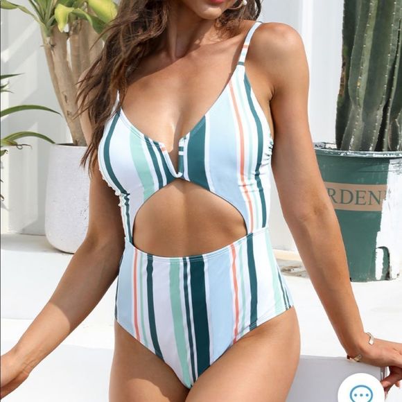 New with Tags Cupshe Wire Cutout One-piece Bathing Suit L - Picture 1 of 5